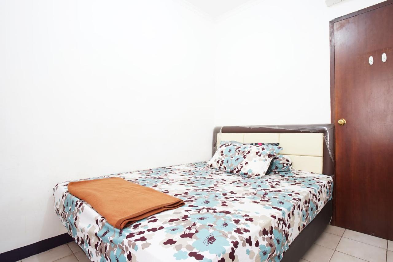 Mediterania Garden Residence I Джакарта Экстерьер фото